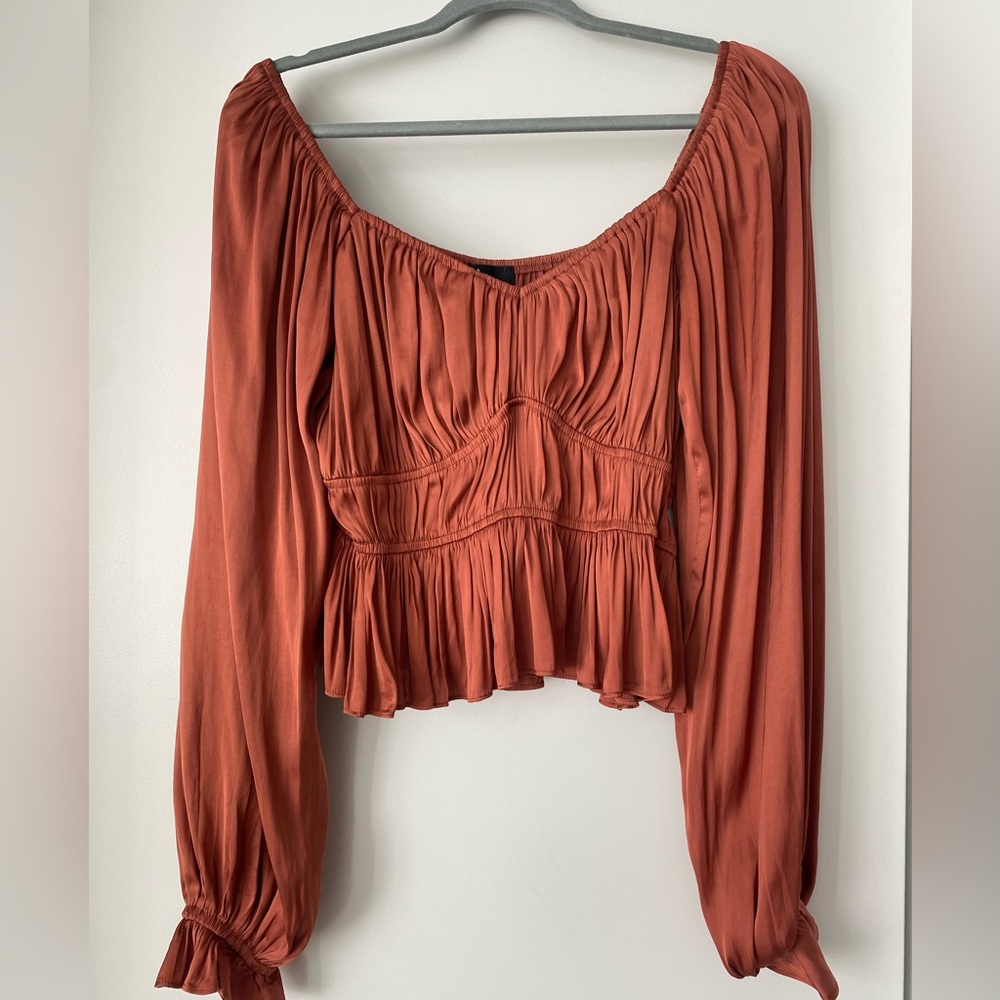 Lulus like new blouse style top